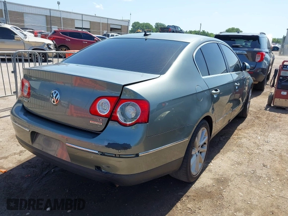 2008 Volkswagen Passat 3.6L V6 with VIN WVWDU73C58P065966, listed as a IAAI auction lot 42543613 with 142,948 mi miles and . Bid and sale history available at DreamBid. Image 4.