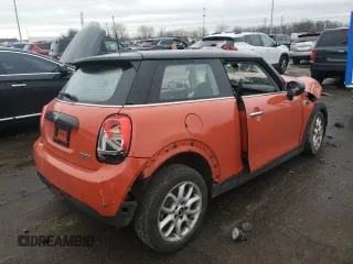 2020 MINI Hardtop Cooper with VIN WMWXR3C00L2L53779, listed as a Copart auction lot 80743904 with Not provided miles and Non repairable. Bid and sale history available at DreamBid. Image 3.