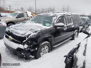 2012 Chevrolet Suburban LTZ with VIN 1GNSKKE75CR215742, listed as a IAAI auction lot 41236729 with 250,634 mi miles. Bid and sale history available at carsss.com. Image 16.