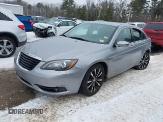 2013 Chrysler 200 Limited with VIN 1C3CCBCG2DN592782, listed as a IAAI auction lot 41471739 with 103,079 mi miles and . Bid and sale history available at DreamBid. Image 17.
