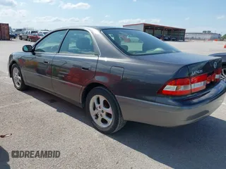 2001 Lexus ES 300 с VIN JT8BF28G210342084, выставлен на аукционе IAAI как лот 42536339 с пробегом 179 663 миль миль и . История ставок и продаж доступна на DreamBid. Изображение 3.
