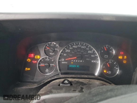 2018 Chevrolet Express Cargo z VIN 1GCWGAFGXJ1291456, wystawiony jako Copart lot #82140854 z przebiegiem 141 829 mil mil oraz Szkoda całkowita • Salvage title. Historia ofert i sprzedaży dostępna na DreamBid. Obrazek 9.