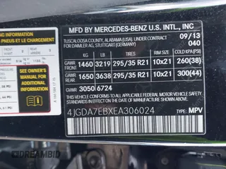 2014 Mercedes-Benz M 63 AMG z VIN 4JGDA7EBXEA306024, wystawiony jako IAAI lot #41452811 z przebiegiem 98 510 mil mil oraz . Historia ofert i sprzedaży dostępna na DreamBid. Obrazek 9.
