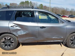 2019 Nissan Pathfinder S with VIN 5N1DR2MM3KC623917, listed as a IAAI auction lot 41661193 with 92,345 mi miles. Bid and sale history available at carsss.com. Image 13.