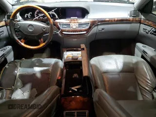 2009 Mercedes-Benz S 550 with VIN WDDNG71X79A263542, listed as a Copart auction lot 55873755 with 155,646 mi miles and Clean Title. Bid and sale history available at DreamBid. Image 8.