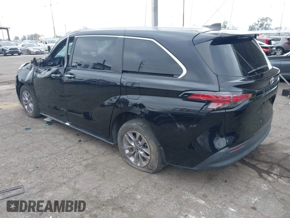 2022 Toyota Sienna XLE with VIN 5TDYRKEC8NS123217, listed as a IAAI auction lot 41904442 with 73,802 mi miles. Bid and sale history available at carsss.com. Image 3.