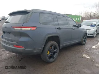 2021 Jeep Grand Cherokee Altitude z VIN 1C4RJKAG4M8168937, wystawiony jako IAAI lot #41556239 z przebiegiem 32 610 mil mil oraz . Historia ofert i sprzedaży dostępna na DreamBid. Obrazek 4.