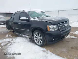 2012 Chevrolet Avalanche LTZ with VIN 3GNTKGE73CG218821, listed as a IAAI auction lot 41269198 with 101,092 mi miles. Bid and sale history available at carsss.com. Image 1.