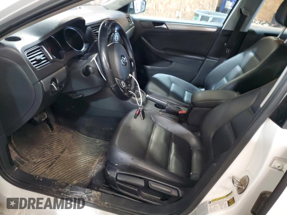 2015 Volkswagen Jetta SE with VIN 3VWD17AJ4FM308693, listed as a Copart auction lot 59987585 with 87,136 mi miles and Salvage title. Bid and sale history available at DreamBid. Image 7.