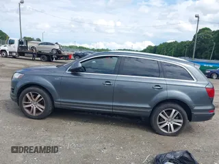 2015 Audi Q7 Premium Plus z VIN WA1LGAFE9FD014721, wystawiony jako IAAI lot #42403743 z przebiegiem 152 615 mil mil oraz . Historia ofert i sprzedaży dostępna na DreamBid. Obrazek 14.