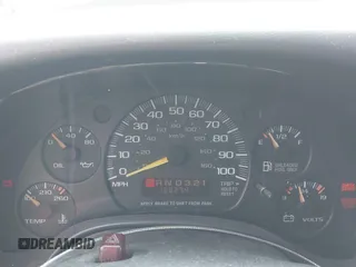 1999 Chevrolet Chevy Van z VIN 1GBFG15M0X1048842, wystawiony jako IAAI lot #41978139 z przebiegiem 188 274 mil mil oraz . Historia ofert i sprzedaży dostępna na DreamBid. Obrazek 7.