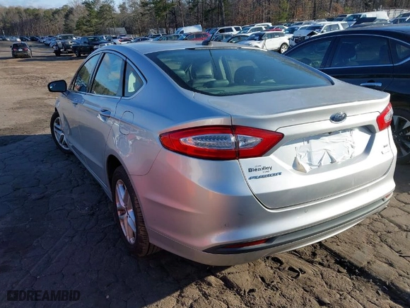 2016 Ford Fusion SE with VIN 3FA6P0HD9GR287254, listed as a IAAI auction lot 41732437 with 131,546 mi miles. Bid and sale history available at carsss.com. Image 3.
