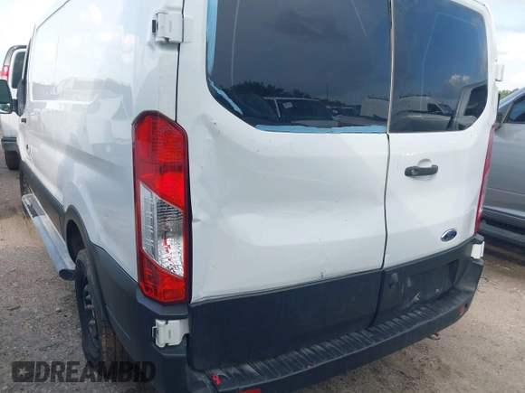 2019 Ford Transit с VIN 1FTYR1YM2KKB01764, выставлен на аукционе IAAI как лот 42712451 с пробегом 193 660 миль миль и . История ставок и продаж доступна на DreamBid. Изображение 18.