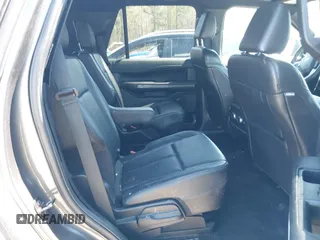 2021 Ford Expedition XLT z VIN 1FMJU1HT7MEA03432, wystawiony jako IAAI lot #41835841 z przebiegiem 84 977 mil mil oraz . Historia ofert i sprzedaży dostępna na DreamBid. Obrazek 8.