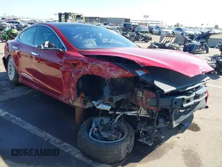 2018 Tesla Model S 75D z VIN 5YJSA1E29JF245453, wystawiony jako IAAI lot #41812173 z przebiegiem 99 460 mil mil oraz . Historia ofert i sprzedaży dostępna na DreamBid. Obrazek 1.
