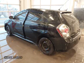 2010 Pontiac Vibe w/1SB with VIN 5Y2SP6E02AZ410781, listed as a IAAI auction lot 40984876 with 235,317 mi miles. Bid and sale history available at carsss.com. Image 3.