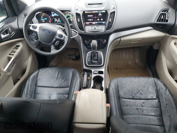 2013 Ford Escape SE z VIN 1FMCU9GX3DUA77576, wystawiony jako Copart lot #84225614 z przebiegiem 110 470 mil mil oraz Szkoda całkowita • Salvage title. Historia ofert i sprzedaży dostępna na DreamBid. Obrazek 8.