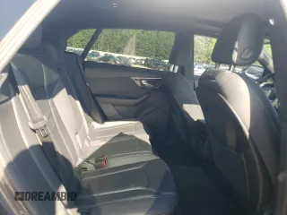 2019 Audi Q8 Premium с VIN WA1AVAF11KD010103, выставлен на аукционе Copart как лот 61801585 с пробегом 26 625 миль миль и Списание • Salvage title. История ставок и продаж доступна на DreamBid. Изображение 11.