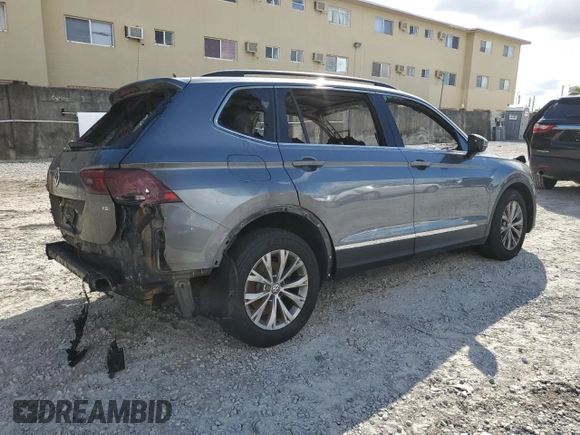 2018 Volkswagen Tiguan SEL with VIN 3VV3B7AX2JM211339, listed as a Copart auction lot 56004205 with Not provided miles and Non repairable. Bid and sale history available at DreamBid. Image 3.