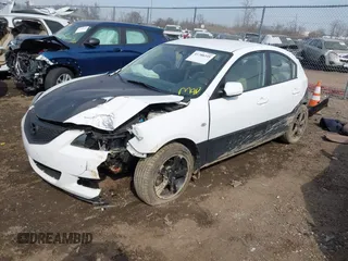 2006 Mazda Mazda3 i with VIN JM1BK12F261532654, listed as a IAAI auction lot 41788249 with 259,898 mi miles. Bid and sale history available at carsss.com. Image 18.