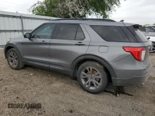 2022 Ford Explorer XLT z VIN 1FMSK7DH6NGB37062, wystawiony jako Copart lot #51503605 z przebiegiem 55 932 mil mil oraz Szkoda całkowita • Salvage title. Historia ofert i sprzedaży dostępna na DreamBid. Obrazek 2.