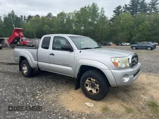 2010 Toyota Tacoma z VIN 5TEUU4EN8AZ748031, wystawiony jako Copart lot #57866505 z przebiegiem 293 983 mil mil oraz Czysty tytuł • Clean title. Historia ofert i sprzedaży dostępna na DreamBid. Obrazek 1.