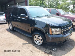 2013 Chevrolet Tahoe LT with VIN 1GNSKBE01DR315132, listed as a IAAI auction lot 42394669 with 111,859 mi miles and . Bid and sale history available at DreamBid. Image 1.