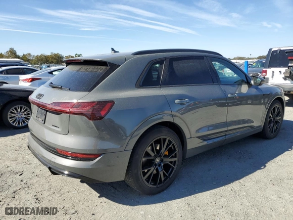 2022 Audi e-tron Chronos with VIN WA1VABGE4NB040071, listed as a Copart auction lot 76121574 with 15,418 mi miles and Salvage Title. Bid and sale history available at carsss.com. Image 3.