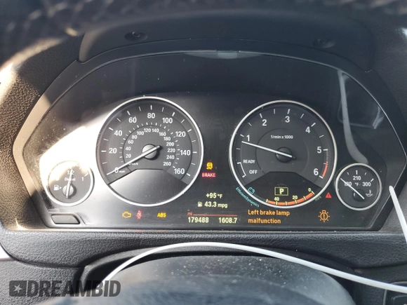 2015 BMW 3 Series 328d with VIN WBA3D3C54FK157549, listed as a Copart auction lot 73788404 with 179,488 mi miles and Salvage title. Bid and sale history available at DreamBid. Image 9.