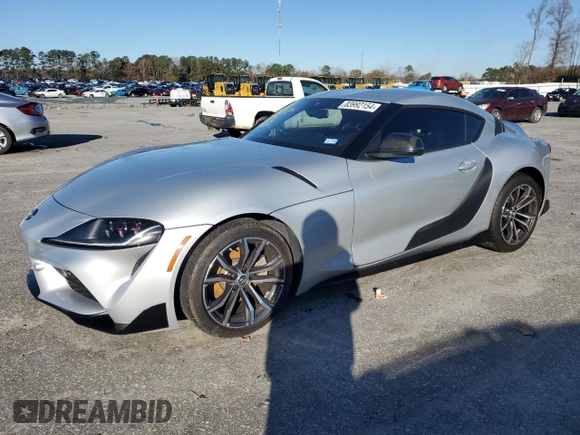 2022 Toyota Supra 2.0 with VIN WZ1DB2C08NW046734, listed as a Copart auction lot 83992154 with 43,576 mi miles and Salvage title. Bid and sale history available at DreamBid. Image 1.