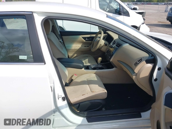 2015 Nissan Altima S with VIN 1N4AL3APXFC265370, listed as a IAAI auction lot 41523438 with 114,372 mi miles and . Bid and sale history available at DreamBid. Image 5.