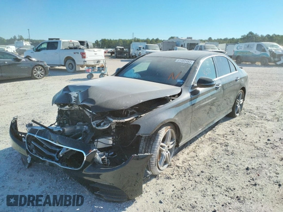 2018 Mercedes-Benz E-Class E 300 with VIN WDDZF4JB0JA381136, listed as a Copart auction lot 61482482 with 46,512 mi miles. Bid and sale history available at carsss.com. Image 2.
