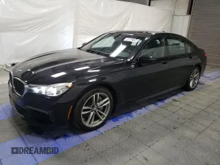 2019 BMW 7 Series 740i xDrive with VIN WBA7E4C50KGV28739, listed as a Copart auction lot 69882784 with 6,213 mi miles and Clean Title. Bid and sale history available at carsss.com. Image 1.