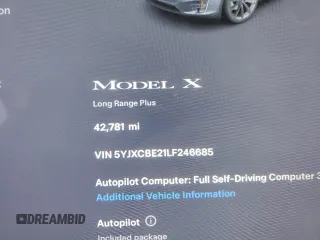 2020 Tesla Model X Long Range with VIN 5YJXCBE21LF246685, listed as a Copart auction lot 43800885 with 42,781 mi miles and Salvage Title. Bid and sale history available at DreamBid. Image 9.