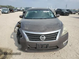 2013 Nissan Altima SV with VIN 1N4BL3APXDN495996, listed as a Copart auction lot 49143575 with 123,445 mi miles and Salvage Title. Bid and sale history available at DreamBid. Image 5.