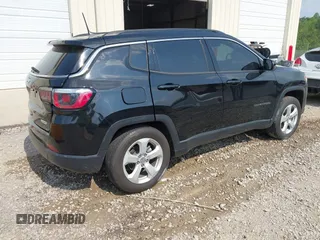 2020 Jeep Compass Latitude с VIN 3C4NJDBB5LT130257, выставлен на аукционе IAAI как лот 42405146 с пробегом 45 429 миль миль и . История ставок и продаж доступна на DreamBid. Изображение 4.