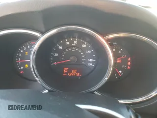 2012 Kia Sorento EX z VIN 5XYKUDA23CG291368, wystawiony jako Copart lot #42061635 z przebiegiem 134 472 mil mil oraz Szkoda całkowita • Salvage title. Historia ofert i sprzedaży dostępna na DreamBid. Obrazek 9.