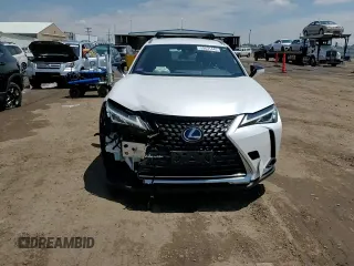 2021 Lexus UX 250h with VIN JTHX9JBH7M2042753, listed as a Copart auction lot 59631445 with 43,359 mi miles and Salvage title. Bid and sale history available at DreamBid. Image 14.
