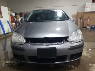2007 Volkswagen Rabbit with VIN WVWBR71K37W131664, listed as a Copart auction lot 44399805 with 153,387 mi miles and Salvage Title. Bid and sale history available at carsss.com. Image 5.