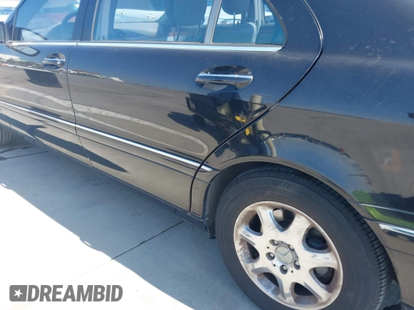 2001 Mercedes-Benz S 320/430/500 with VIN WDBNG70J21A211519, listed as a IAAI auction lot 42170604 with 99,041 mi miles and . Bid and sale history available at carsss.com. Image 6.