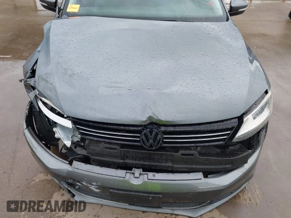 2013 Volkswagen Jetta SE with VIN 3VWDX7AJ1DM443139, listed as a IAAI auction lot 42471738 with 77,578 mi miles and . Bid and sale history available at DreamBid. Image 18.