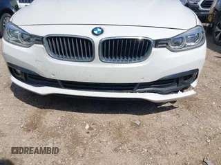 2018 BMW 3 Series 320i xDrive with VIN WBA8A3C59JA492173, listed as a IAAI auction lot 41850946 with 76,196 mi miles and . Bid and sale history available at DreamBid. Image 6.