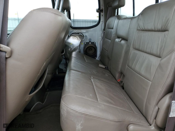 2001 Toyota Tundra Ltd with VIN 5TBBT48171S132569, listed as a Copart auction lot 48868115 with 141,694 mi miles and Salvage Title. Bid and sale history available at carsss.com. Image 10.