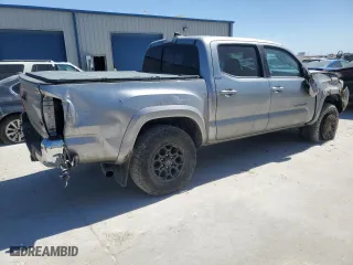 2019 Toyota Tacoma 4WD SR with VIN 5TFCZ5AN4KX199736, listed as a Copart auction lot 48779145 with 52,939 mi miles and Salvage Title. Bid and sale history available at carsss.com. Image 3.