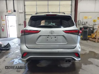 2021 Toyota Highlander XSE with VIN 5TDJZRBH8MS072794, listed as a IAAI auction lot 42521509 with 67,058 mi miles and . Bid and sale history available at DreamBid. Image 16.