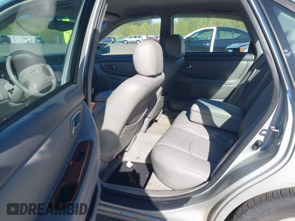 2002 Toyota Avalon XL with VIN 4T1BF28B82U205176, listed as a IAAI auction lot 41870842 with 181,725 mi miles and . Bid and sale history available at DreamBid. Image 8.
