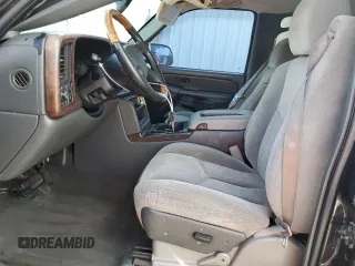 2004 Chevrolet Avalanche Z66 with VIN 3GNEC12T64G121926, listed as a Copart auction lot 75260014 with 249,097 mi miles and Salvage Title. Bid and sale history available at DreamBid. Image 7.