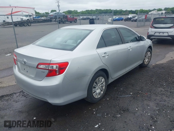 2012 Toyota Camry L z VIN 4T4BF1FK0CR157600, wystawiony jako IAAI lot #42438078 z przebiegiem 94 310 mil mil oraz . Historia ofert i sprzedaży dostępna na DreamBid. Obrazek 4.