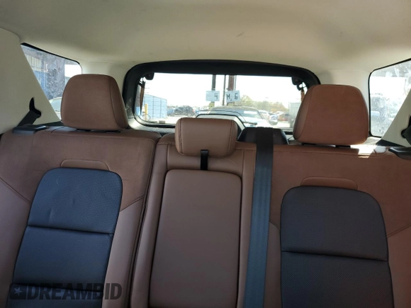2023 Ford Bronco Sport Badlands z VIN 3FMCR9D9XPRE02582, wystawiony jako Copart lot #46403845 z przebiegiem 26 713 mil mil oraz Nie do naprawy • Non repairable. Historia ofert i sprzedaży dostępna na DreamBid. Obrazek 10.