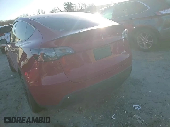 2022 Tesla Model Y Performance with VIN 7SAYGDEF2NF323142, listed as a Copart auction lot 48218235 with 43,524 mi miles and Salvage Title. Bid and sale history available at DreamBid. Image 11.